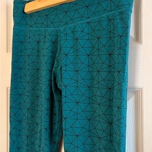 Geometric Teal Leggings Medium  Bamboo - Skinny cut Cariloha Bamboo